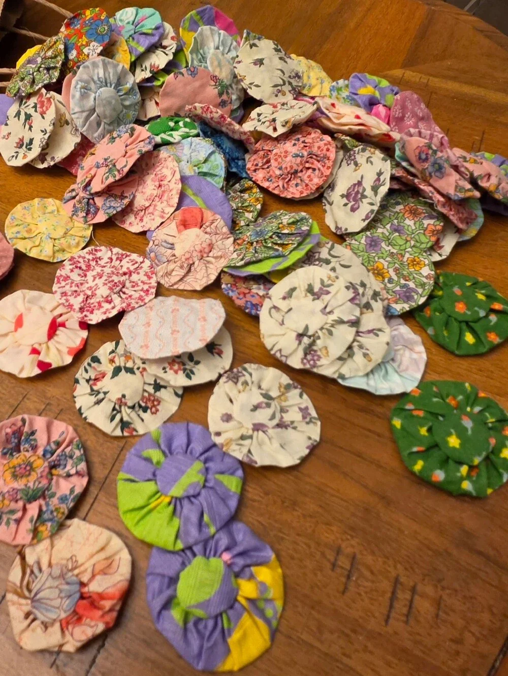 114 Handmade Fabric YoYos Rosettes Cottagecore Grandmacore Quilt Applique Sewing